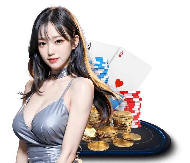 Chú gà chiến khoe dáng và thể lực sung mãn trước trận